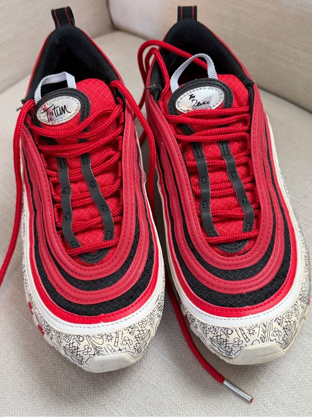 Nike Kids Red and Black Graphic-Trim Sneakers